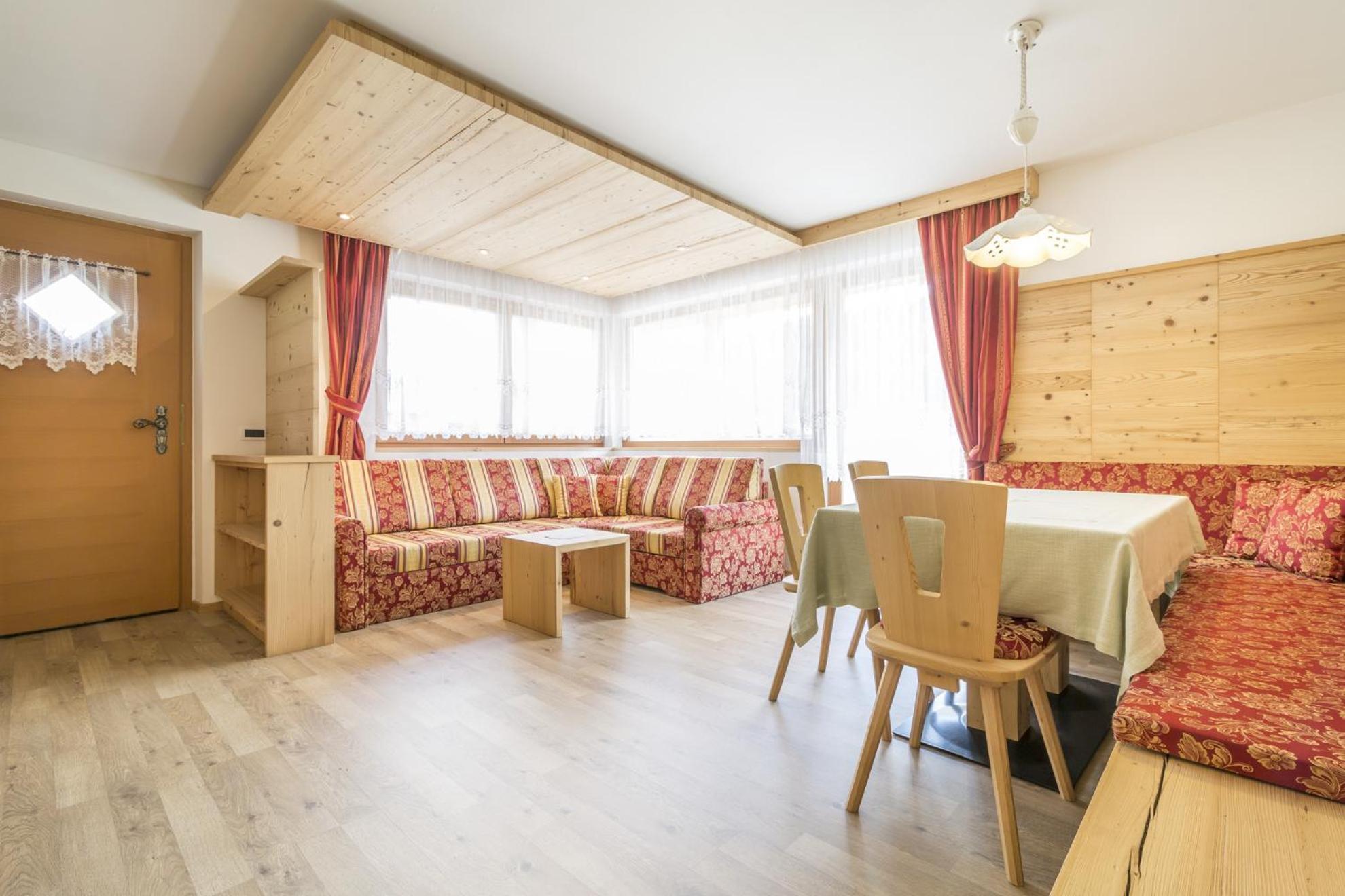 Garni Jasmin Hotel San Cassiano  Room photo